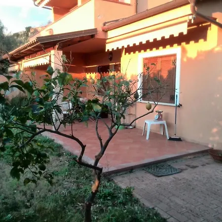 Casa Vacanze بيت للعطل Fuscaldo